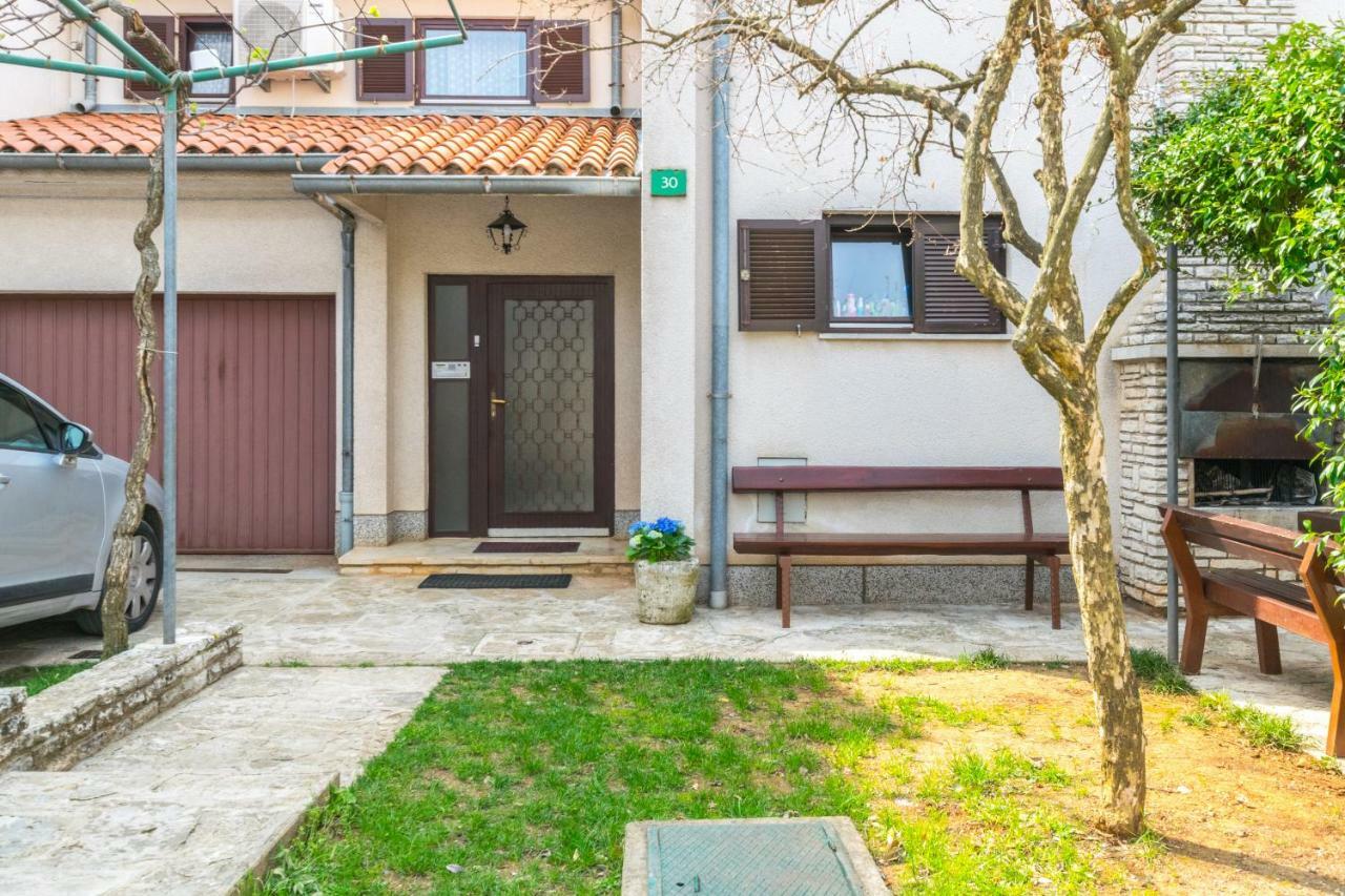 Apartment Darinka 普拉 外观 照片
